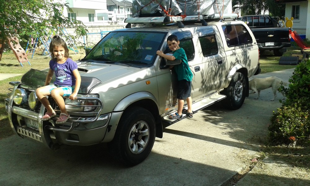 All packed up: Mae Sot or bust!  Lord get us there in one piece.